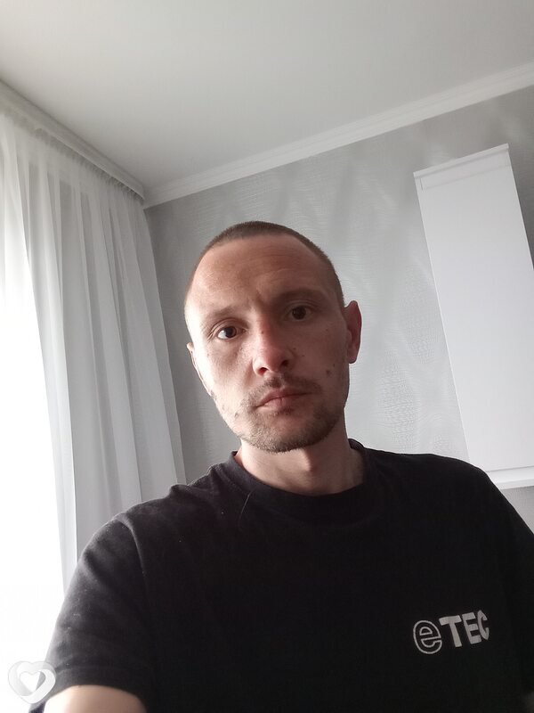 Артём, 32, Гомеле — анкета №2514790