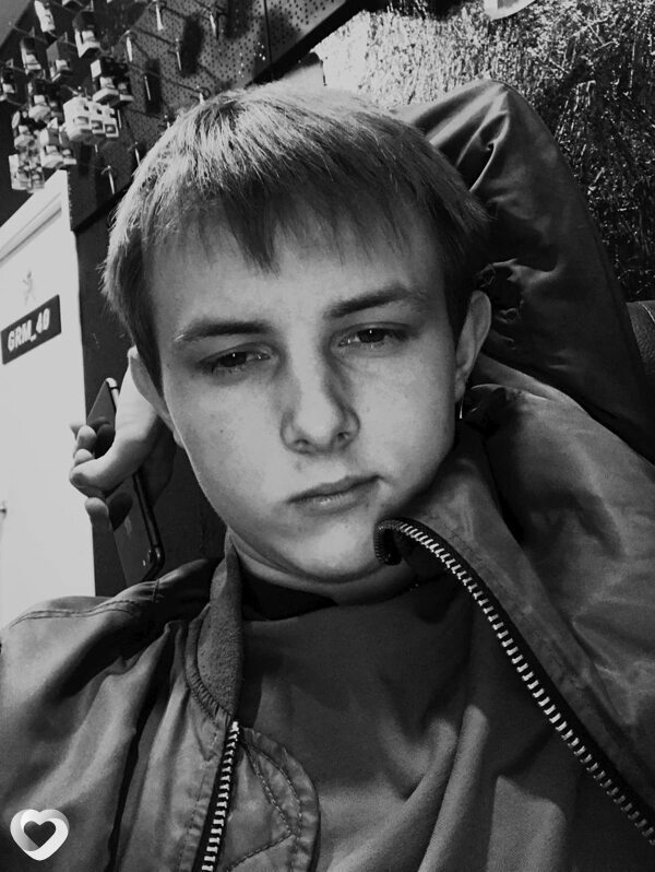 Дима, 20, Брянске — анкета №2514901