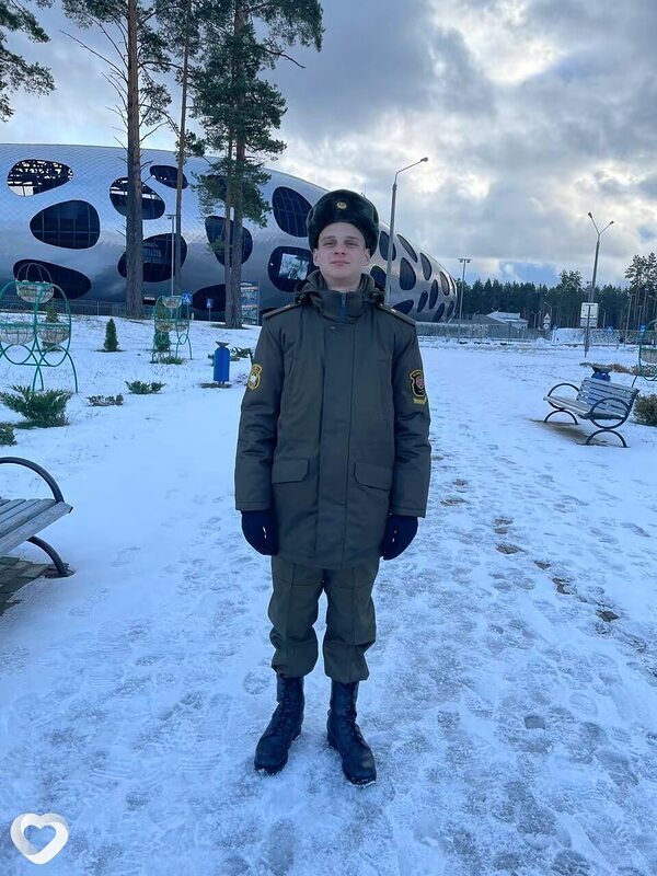 Дима, 22, Барановичах — анкета №2515556