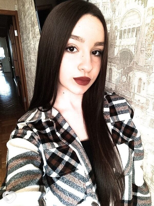 Алина, 19, Гомеле — анкета №2515830
