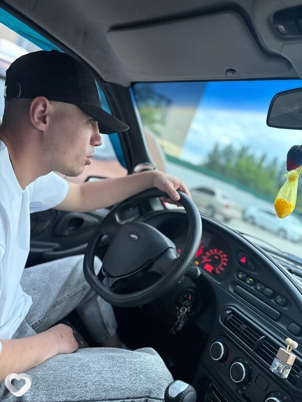 Роман, 26, Донецке — анкета №2516569