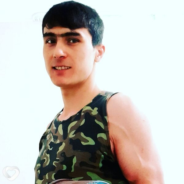Бэк, 29, Нижнем Тагиле — анкета №2516693