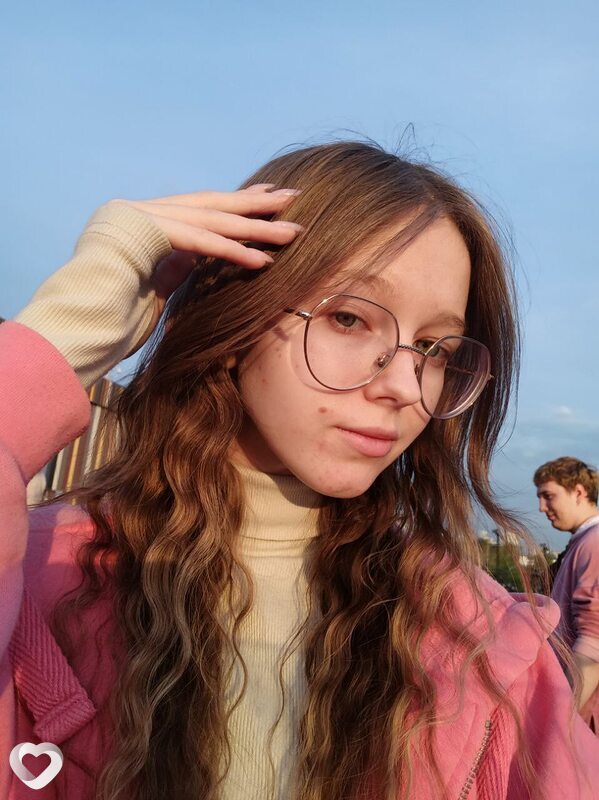 Алёна, 22, Первоуральске — анкета №2517170