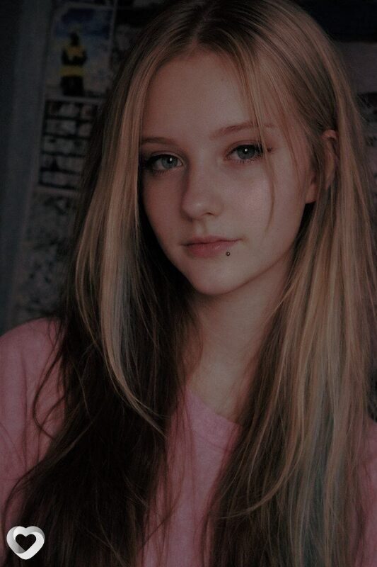 Вика, 20, Иркутске — анкета №2517461