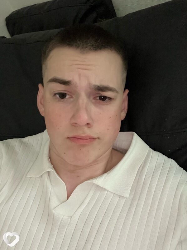 Максим, 21, Санкт-Петербурге — анкета №2517788