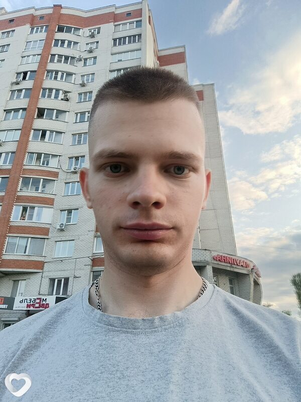 Дмитрий, 21, Россоши — анкета №2518308