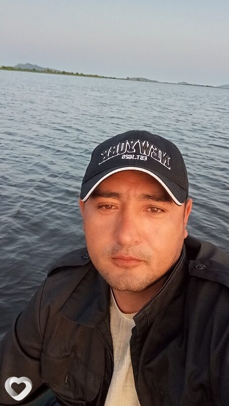 Али, Хасан