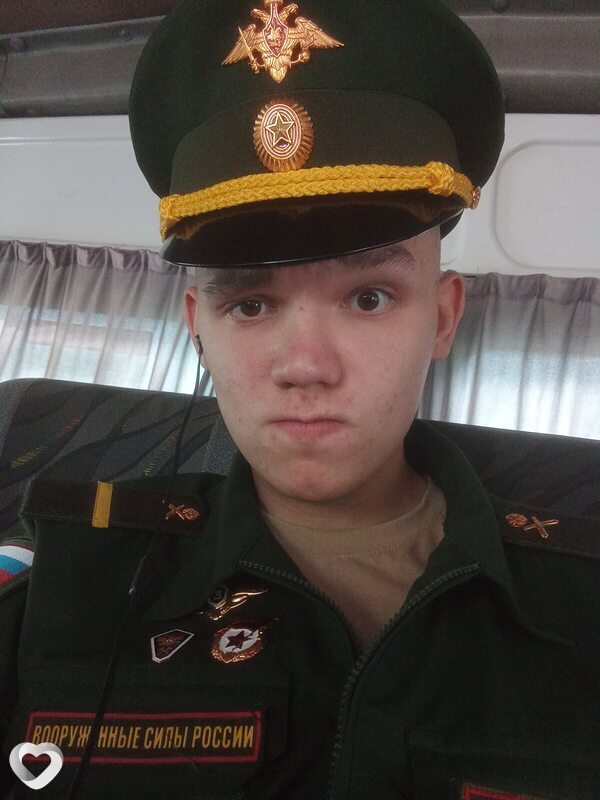 Эдуард, 22, Ленске — анкета №2519850