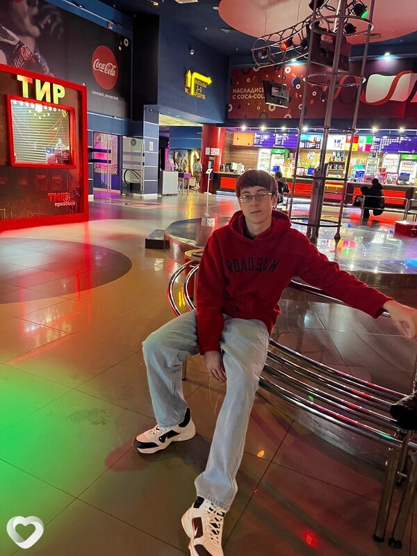 Дмитрий, 28, Саратове — анкета №2520097