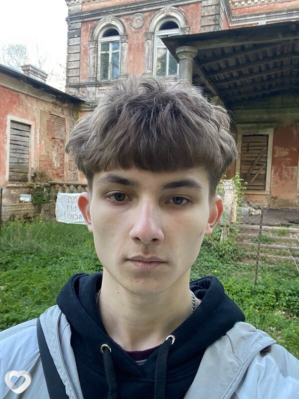 Evgen, 20, Барановичах — анкета №2520287