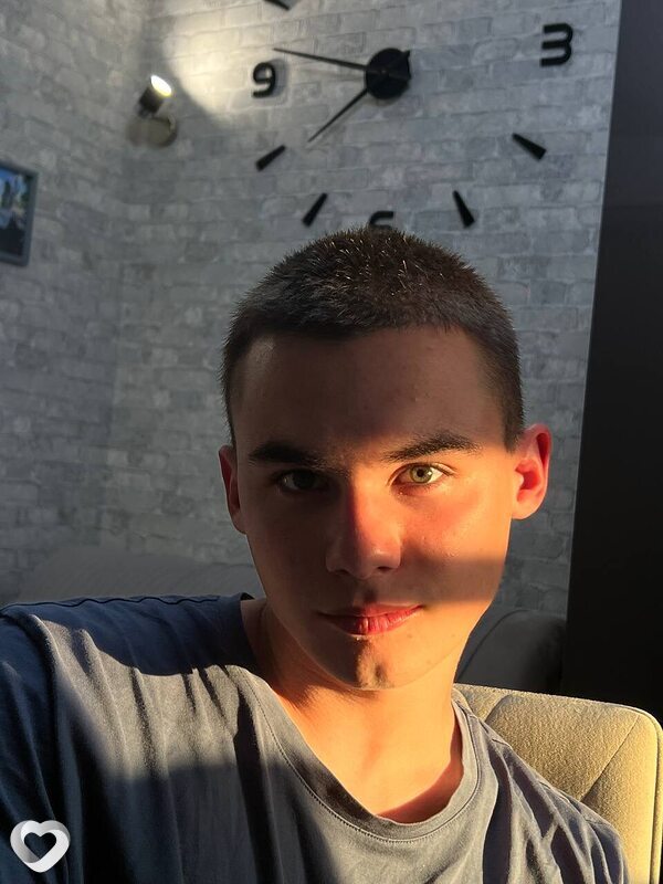 Никита, 23, Москве — анкета №2520434
