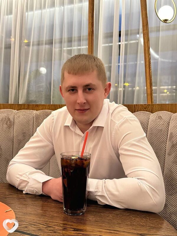 Александр, 28, Екатеринбурге — анкета №2520532