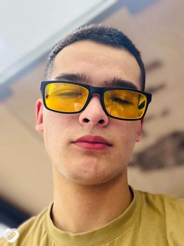 Иса Садыков, 21, Санкт-Петербурге — анкета №2521302