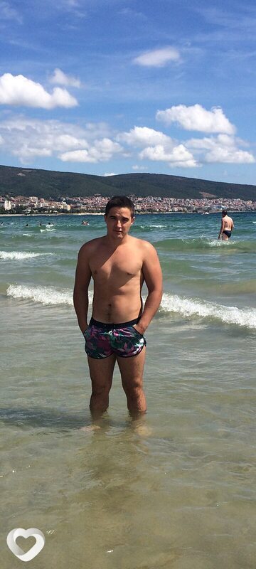 Артем, 31, Волжском — анкета №2520623