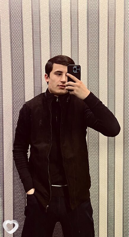 Артур, 21, Перми — анкета №2520596