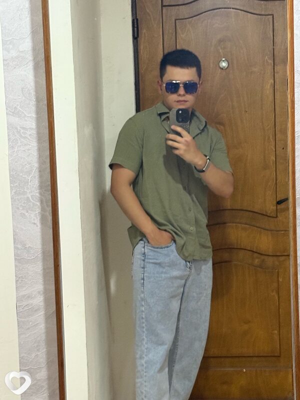 Вадим, 23, Орёл — анкета №2520689