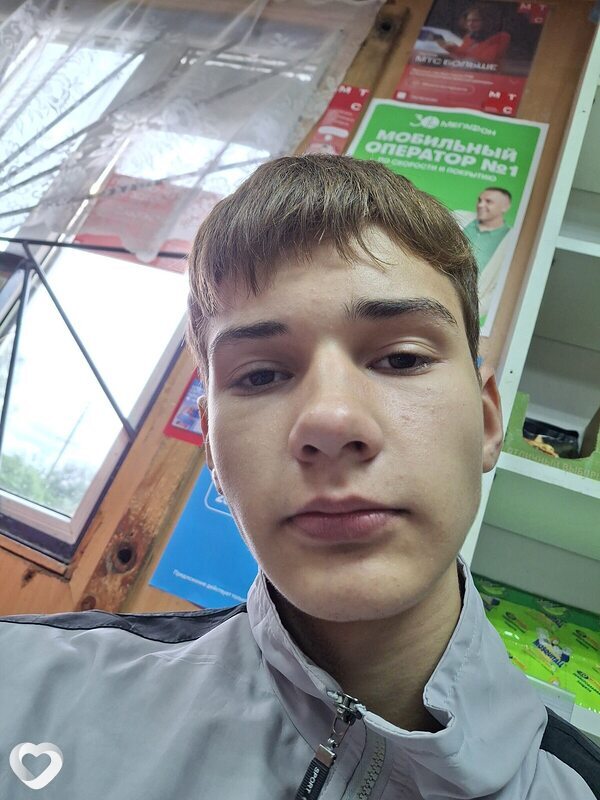 Денис, 26, Москве — анкета №2520690