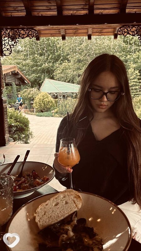 Виолетта, 21, Москве — анкета №2520758