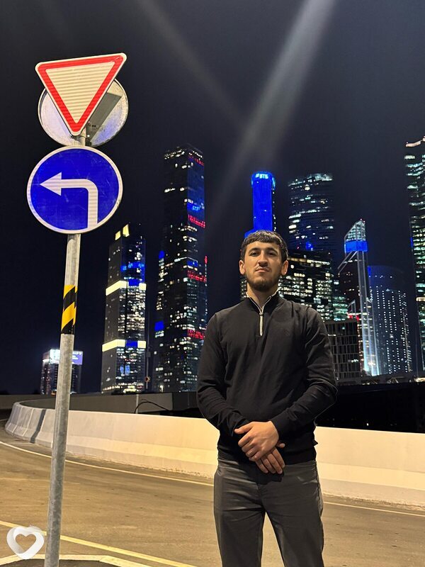 Элчинбек, 24, Москве — анкета №2521539