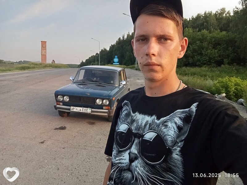 Иван, 21, Зыряновск — анкета №2522052