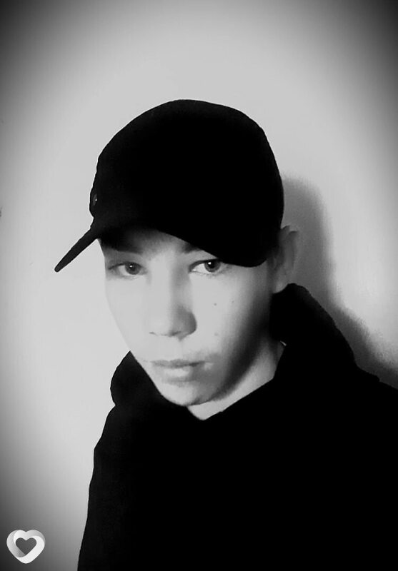 Данил, 19, Краснодаре — анкета №2684330