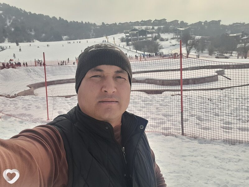 Хуршид, 39, Петропавловске-Камчатском — анкета №2522974
