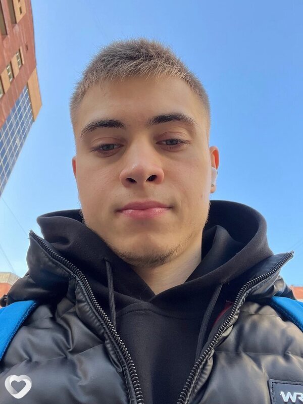 Александр, 25, Новосибирске — анкета №2523127