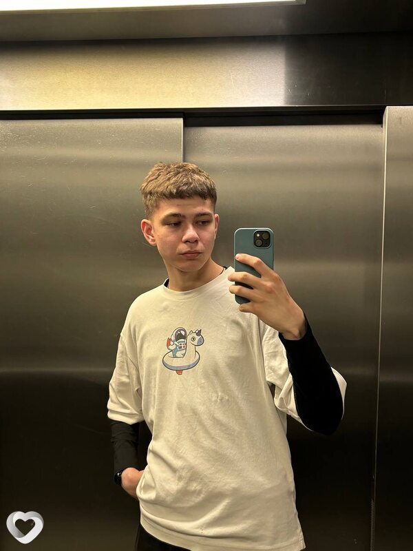 Данила, 23, Минске — анкета №2523302