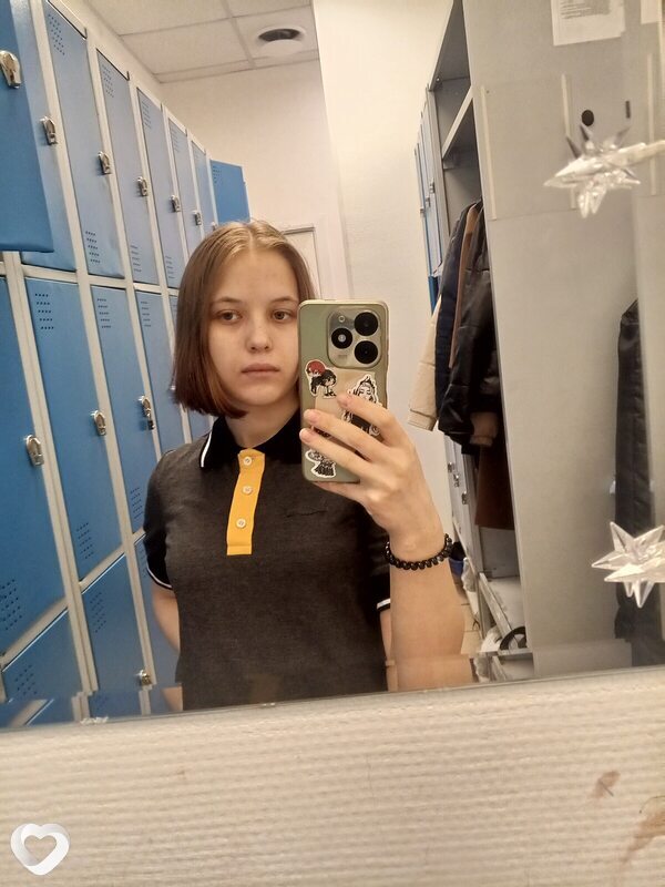 Алёна, 19, Новокузнецке — анкета №2523833
