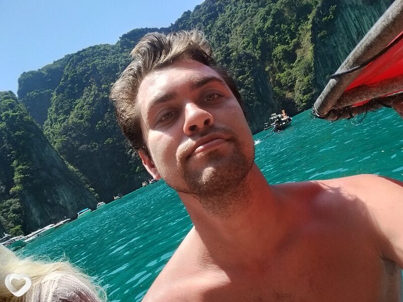 Максим, 27, Екатеринбурге — анкета №2523841