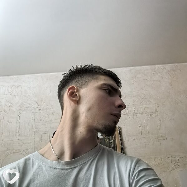 Максим, 19, Кемерове — анкета №2523975