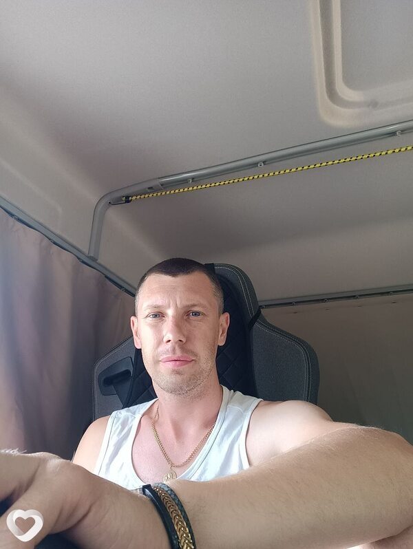 Максим, 34, Ростове-на-Дону — анкета №2524508