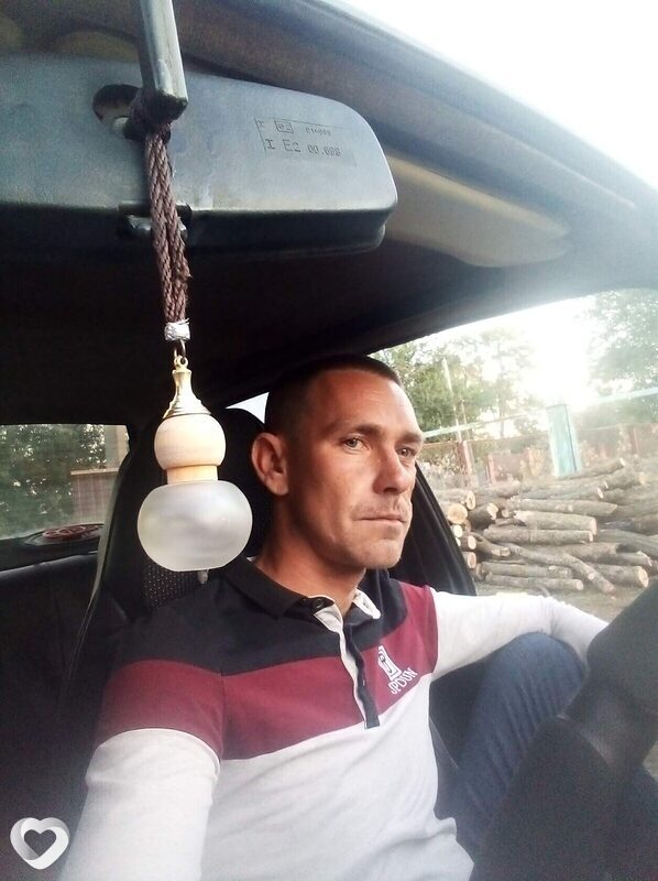 Максим, 36, Азове — анкета №2525185