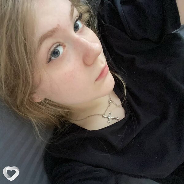 Полина, 19, Смоленске — анкета №2525050