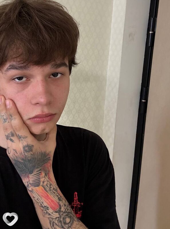 Ванек, 20, Москве — анкета №2525907