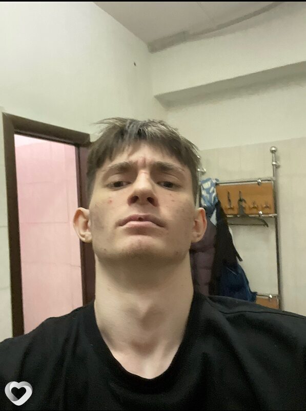 Дима, 21, Москве — анкета №2526746