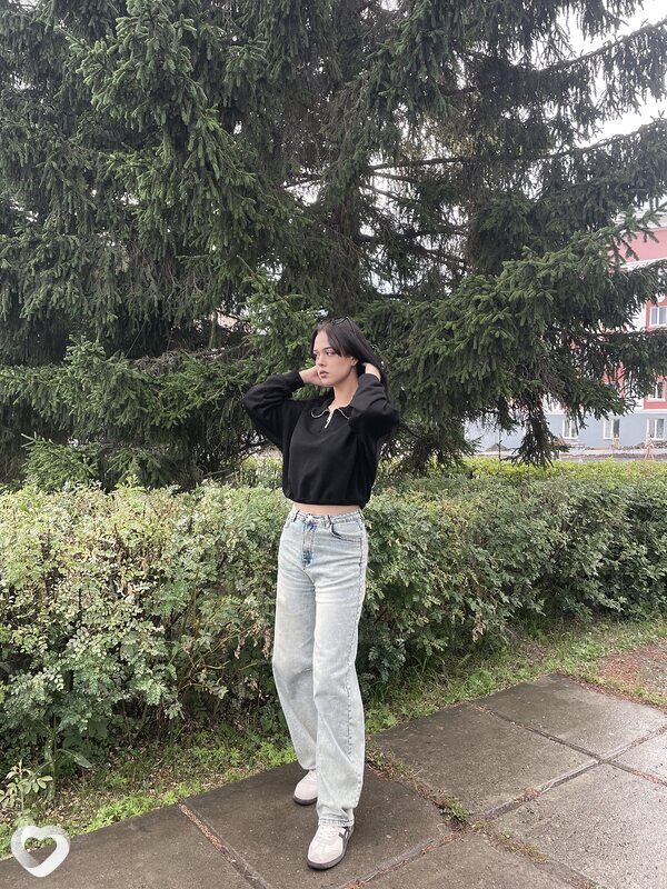 Милена, 19, Краснотурьинске — анкета №2527021