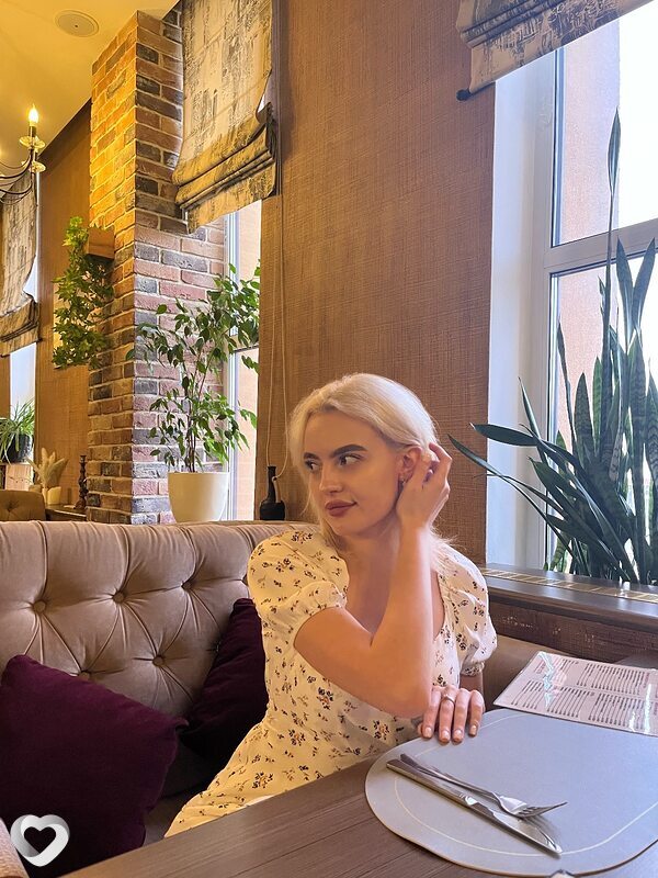 Кристина, 22, Москве — анкета №2527137