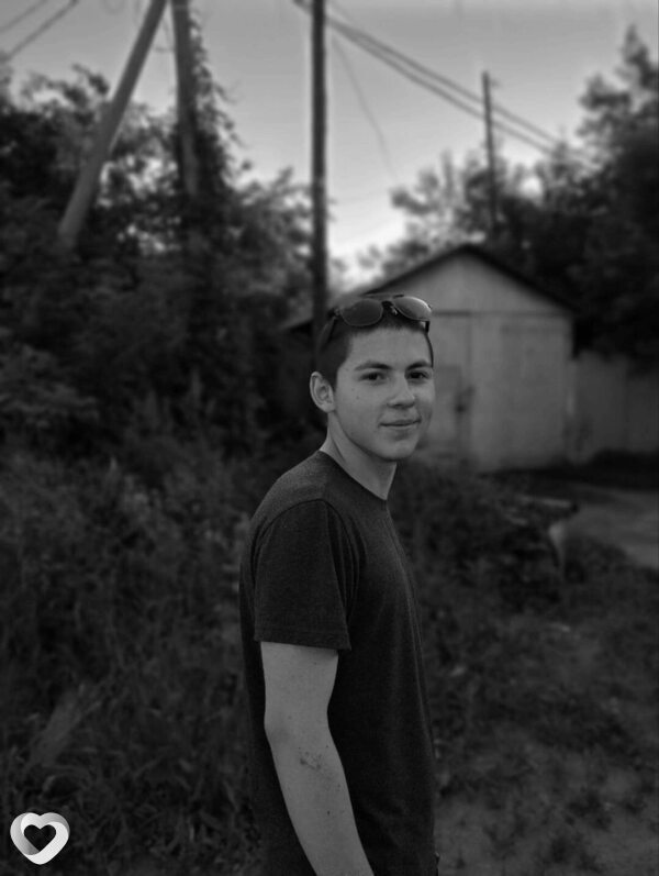 Иван, 19, Сургуте — анкета №2684455