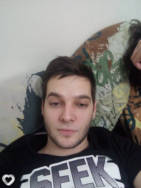 Виктор, 23, Алатыре — анкета №2527638