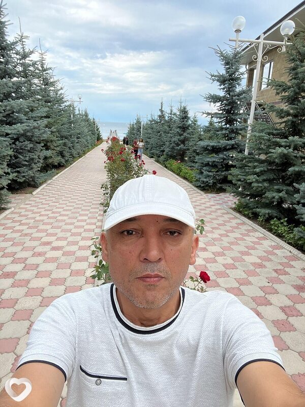 Отабек, Москва