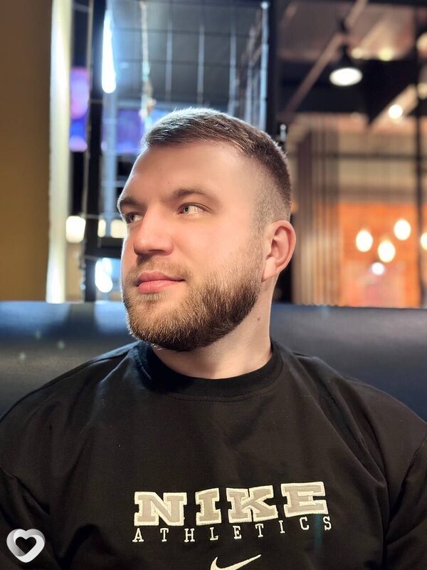Артём, 32, Ижевске — анкета №2527840