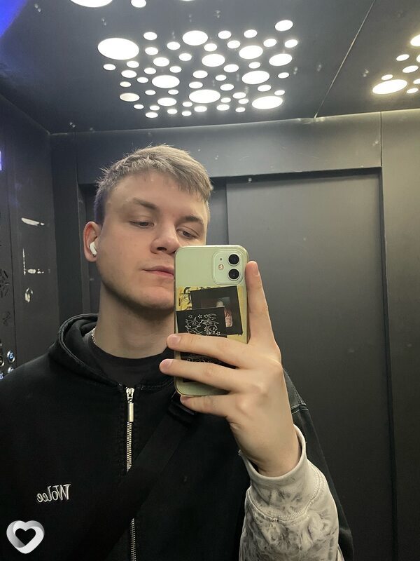 Denis, 26, Москве — анкета №2527689