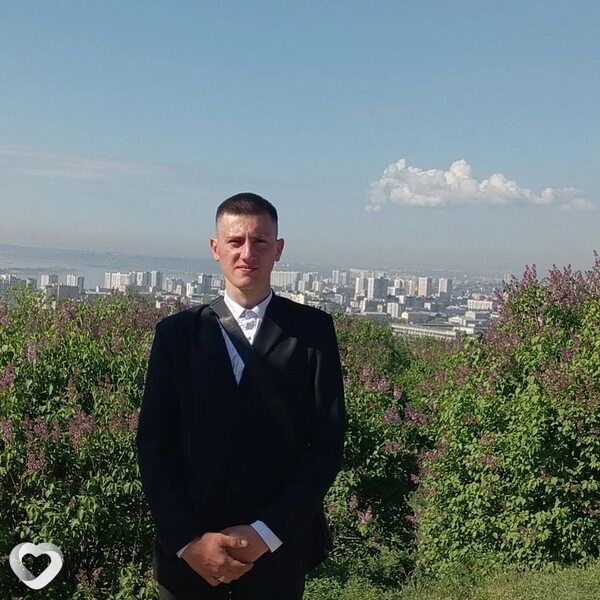 Виктор, 21, Саратове — анкета №2527944