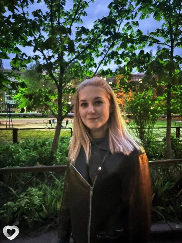 Инна, 22, Симферополе — анкета №2528851