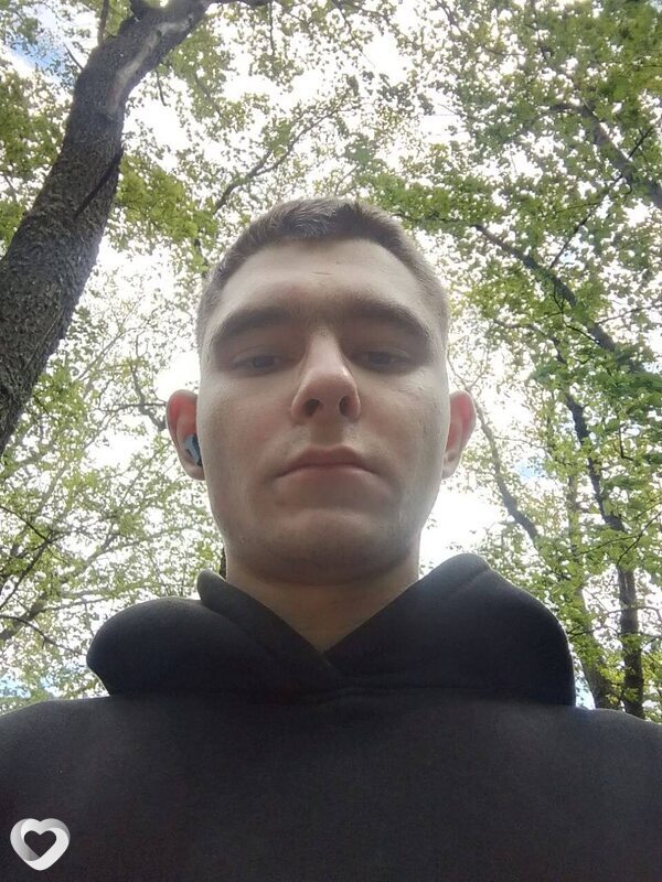 Артём, 22, Камышлове — анкета №2528920