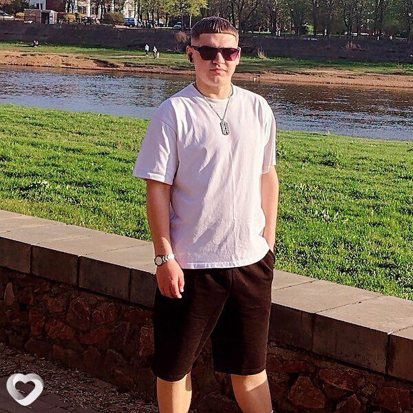 Роман, 19, Могилев — анкета №2528883