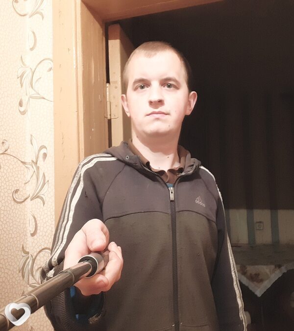 Александр, 20, Барановичах — анкета №2529122