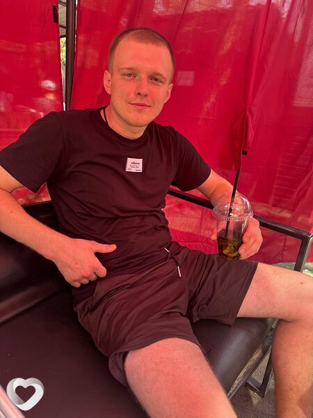 Артём, 28, Алчевске — анкета №2529147