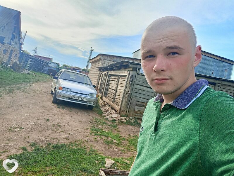 Владислав, 21, Нарьяне-Маре — анкета №2529279